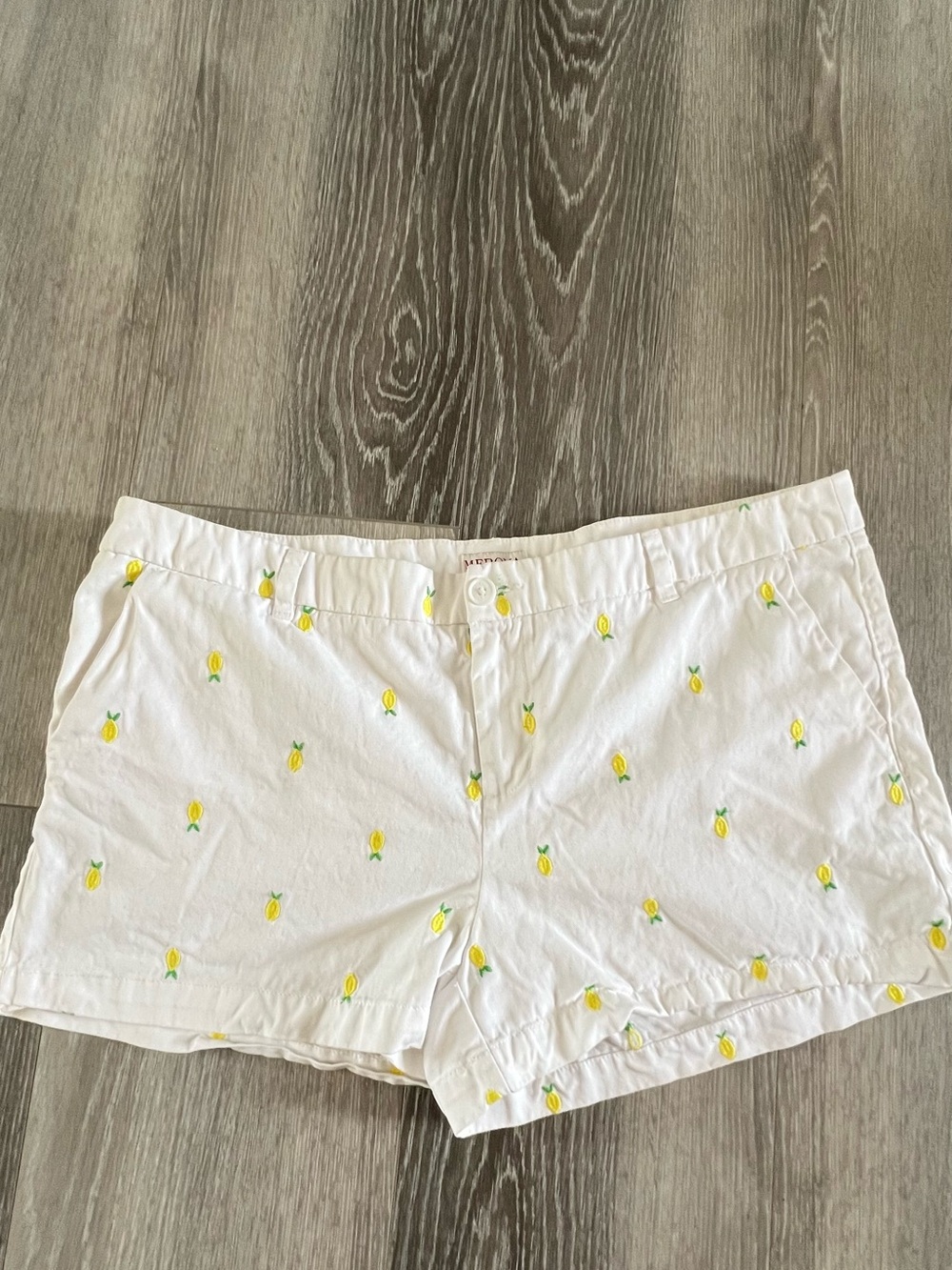 Merona White Cotton Bermuda Shorts with Yellow Lemon Embroidery